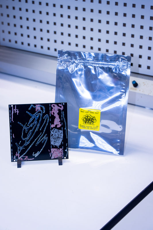 HRTL - Modular blank panel + USB flashdisk - Modu Lair Terra Peut